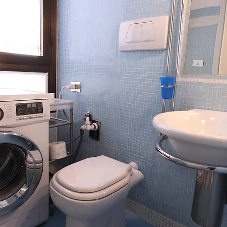 Guesthost - Sant'angelo Modern