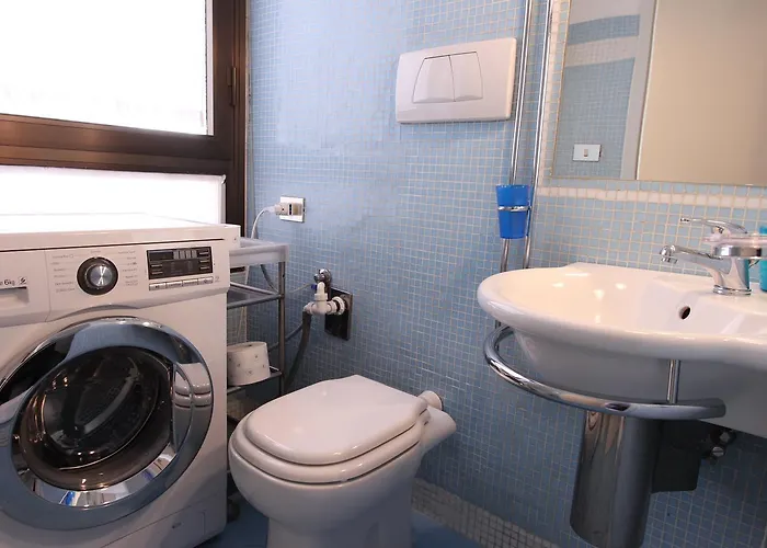 Guesthost - Sant'angelo Modern