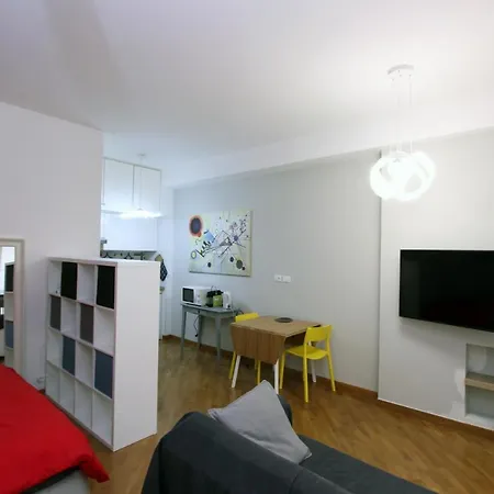 Guesthost - Sant'angelo Modern Apartament Rzym